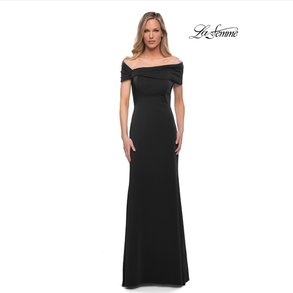 La Femme Dresses & Skirts - La Femme: Off the Shoulder Gown Black (NWT)